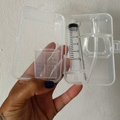 Dosador com a ponta de chupeta