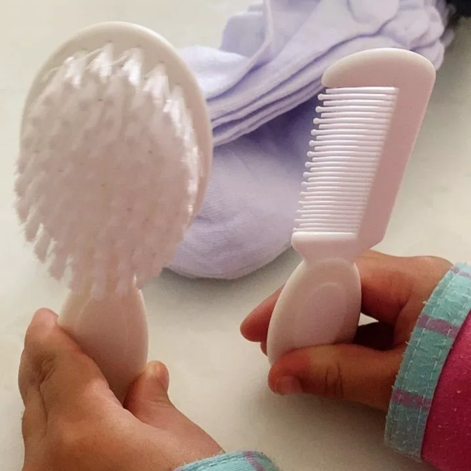 Kit Escova e Pente - Praticidade e Elegância no dia a dia