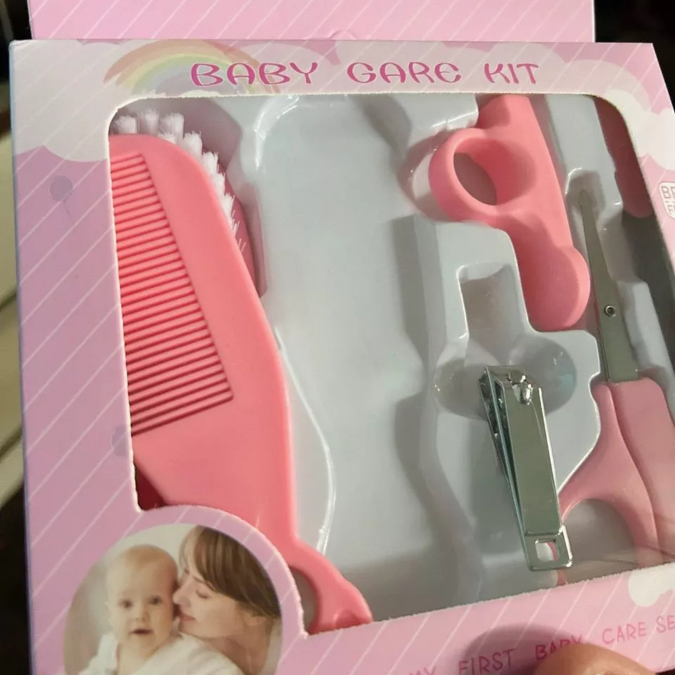 Kit cuidado fofura - Escova, Pente, Cortador, Tesoura sem ponta